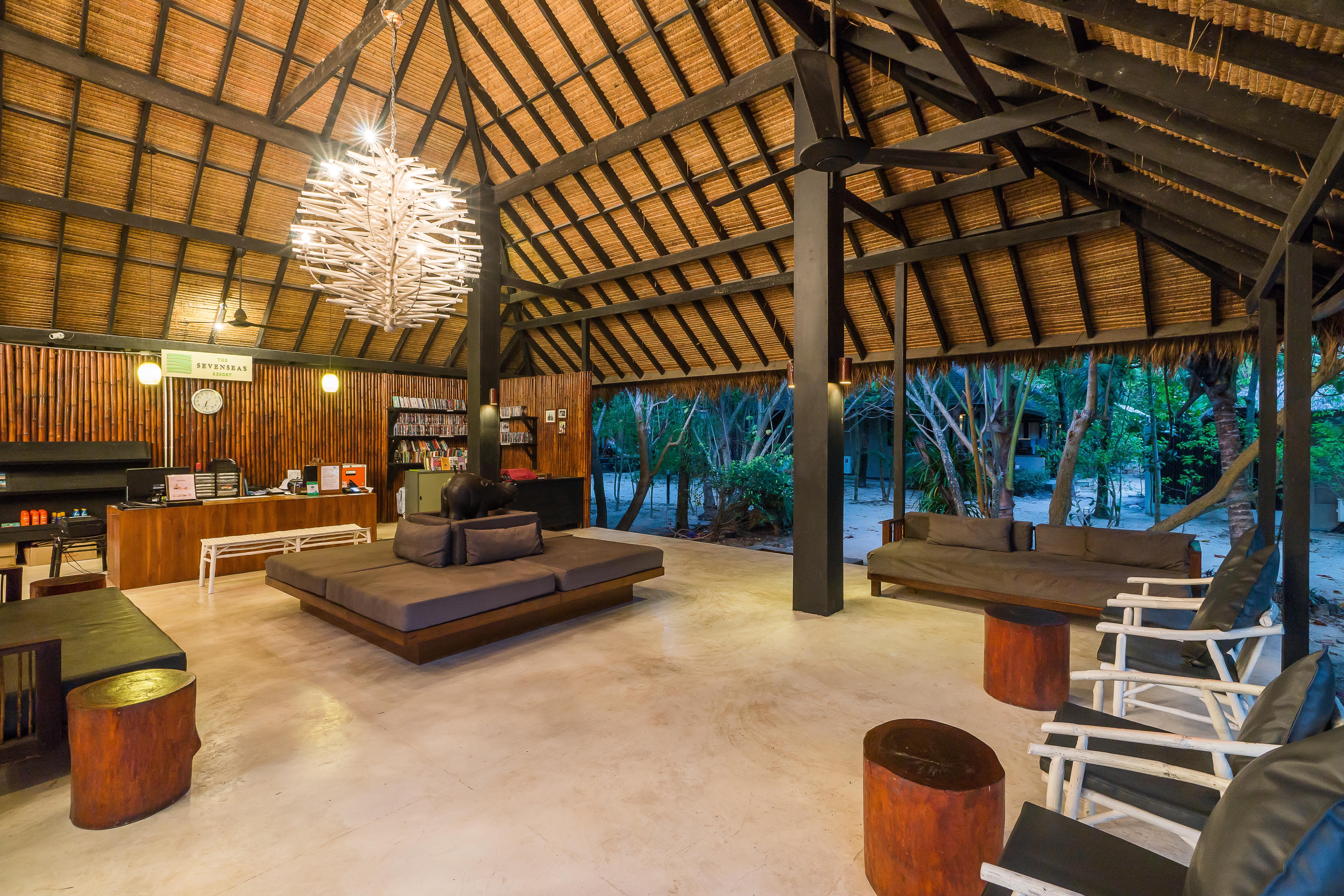 Sevenseas Resort Крадан Экстерьер фото